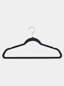 Clothes and Coat Hangers in Canada: A Complete Style and Function Guide