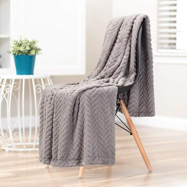 Embossed throw - Beddora Bedding - buy online